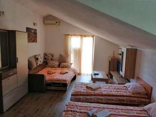 Апартаменты Apartments Stevović Херцег-Нови Номер-студио с балконом-1