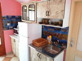 Апартаменты Apartments Stevović Херцег-Нови Двухместный номер с 1 кроватью или 2 отдельными кроватями и балконом - Мансарда-4